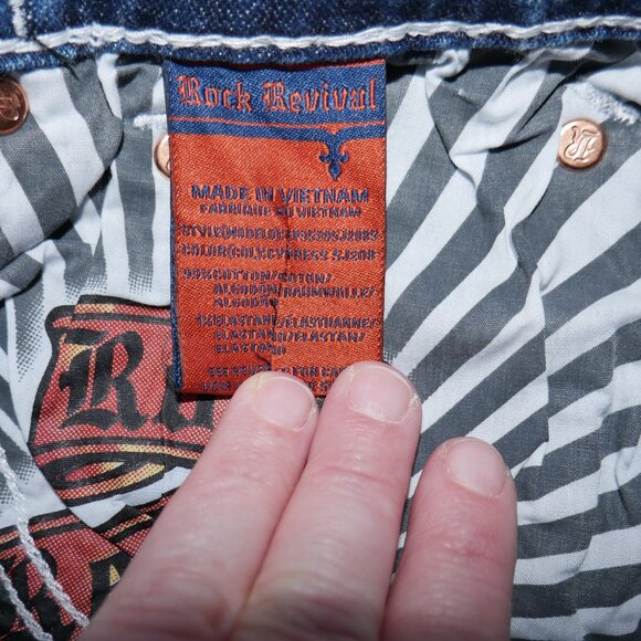 Rock Revival Men's Cypress Straight Distressed Denim Jeans Size 33x30 NEW - Picture 15 of 16